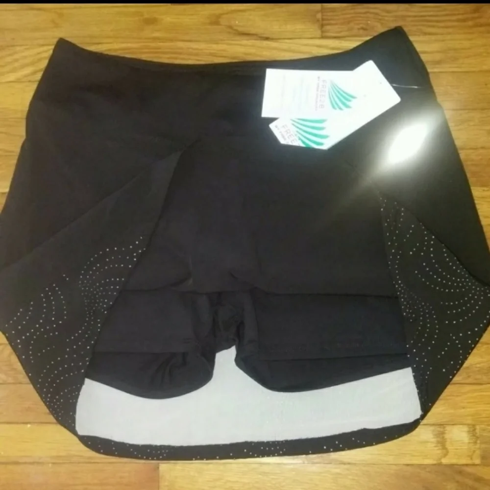 NWT*Free Country ventilated hot pink Skort*sz S
